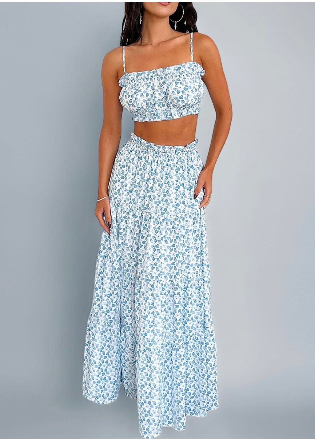 Conjunto Celeste | Top Asimétrico y Falda
